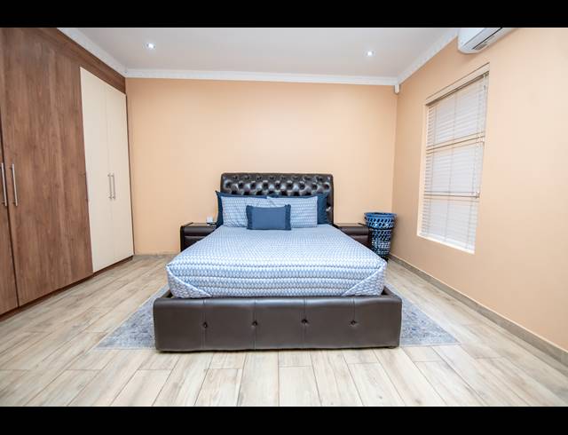 4 BEDROOM HOUSE FOR SALE IN CRYSTAL PARK